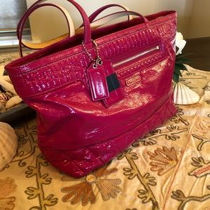 Coach Poppy Gloss tote.